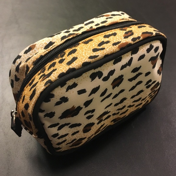 Animal Print Cosmetic Pouch Zip Golden Leopard ๐ - Picture 2 of 4